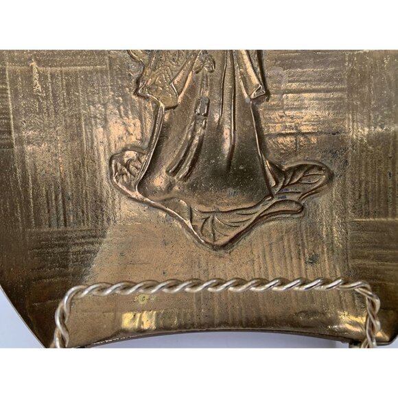 Decorative Brass Tray/Plate Made in Taiwan Woman Wearing Dress Vintage - Picture 5 of 8